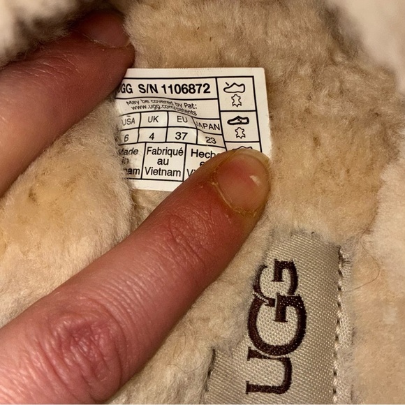 Girls UGG Scuffette ll Slipper - Size 6 Chestnut - Picture 5 of 6